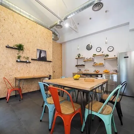 Dpaso Hostel *